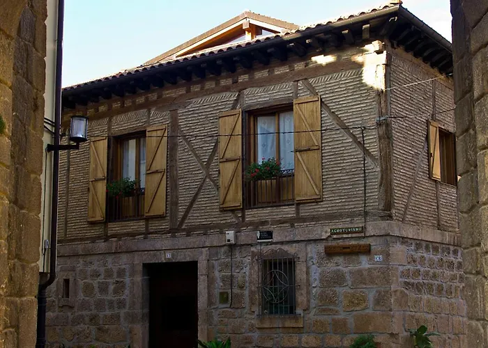 Holiday home Areta Etxea Salinillas de Buradon